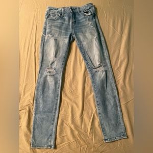 American eagle light washed ripped jeans 30x34
